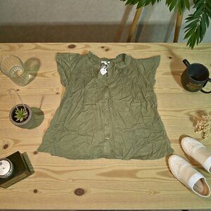 Olive Green Women's Top (1X) NWT